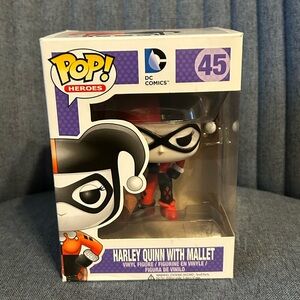 DC Comics Harley Quinn Collectible Funko Figure
